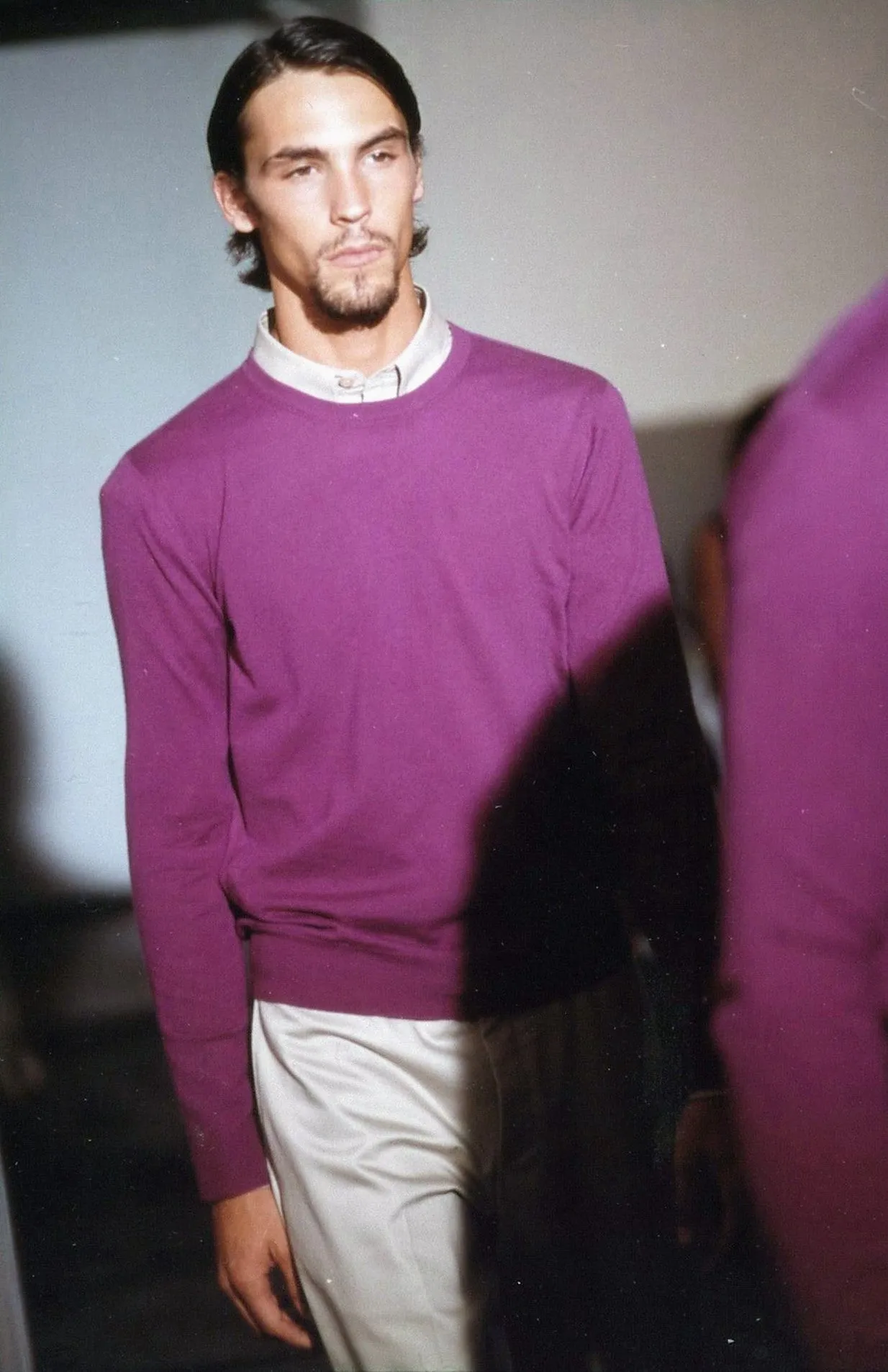 1999 Lightweight Virgin Wool Classic Slim Sweater