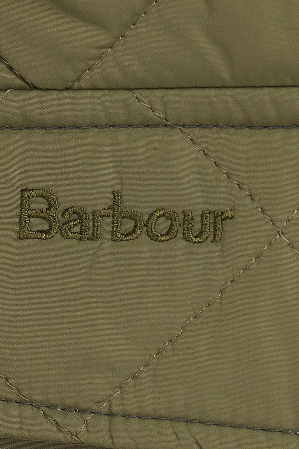 Barbour Gilet the Explorer in Mid Olive MGI0043OL51