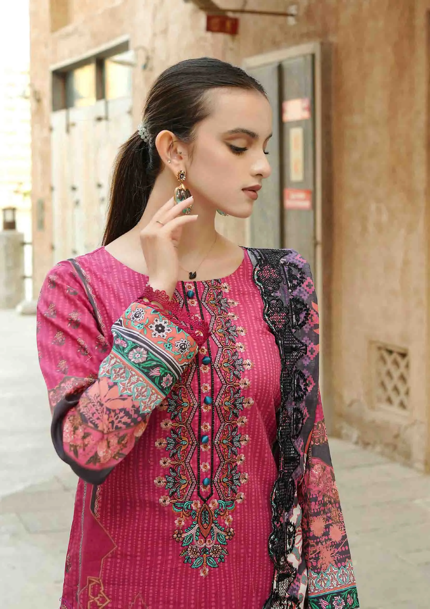 Dastaan By Dahiba Unstitched Lawn Original Pakistani Suit B09