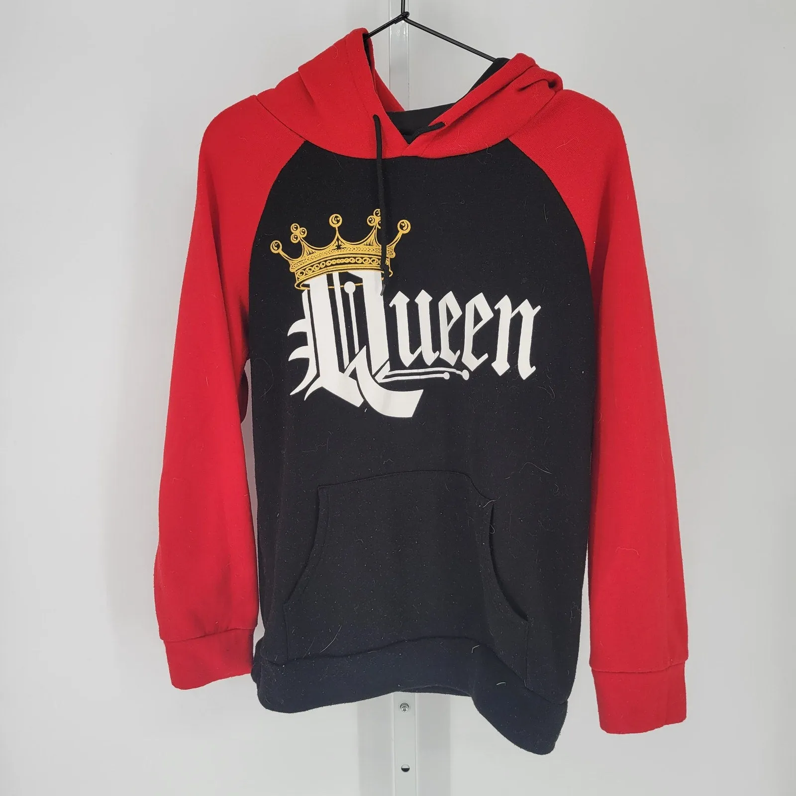 Fancyqube Womens Sz L Pullover Hoodie Sweatshirt "Queen" Crown Black Red