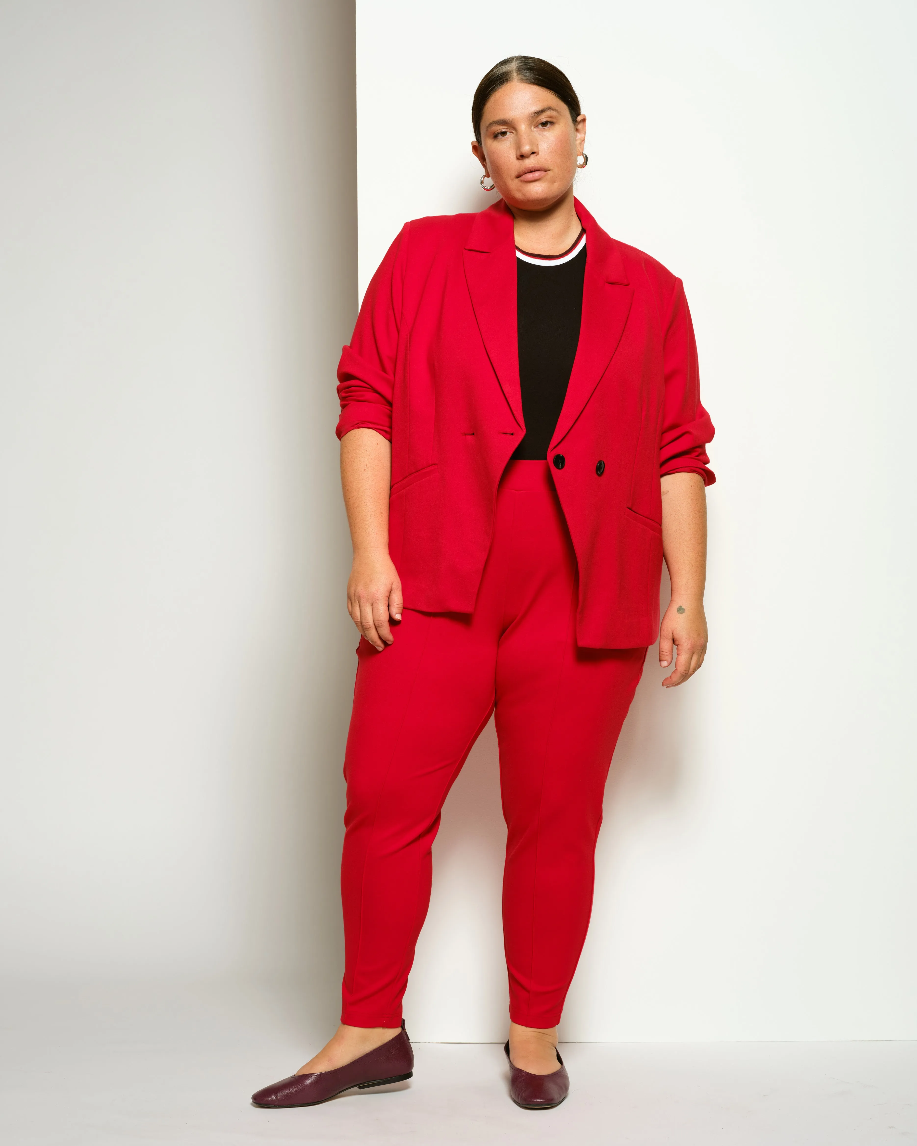 Minimalist Moro Pintuck Pocket Ponte Pants - Vermilion Red