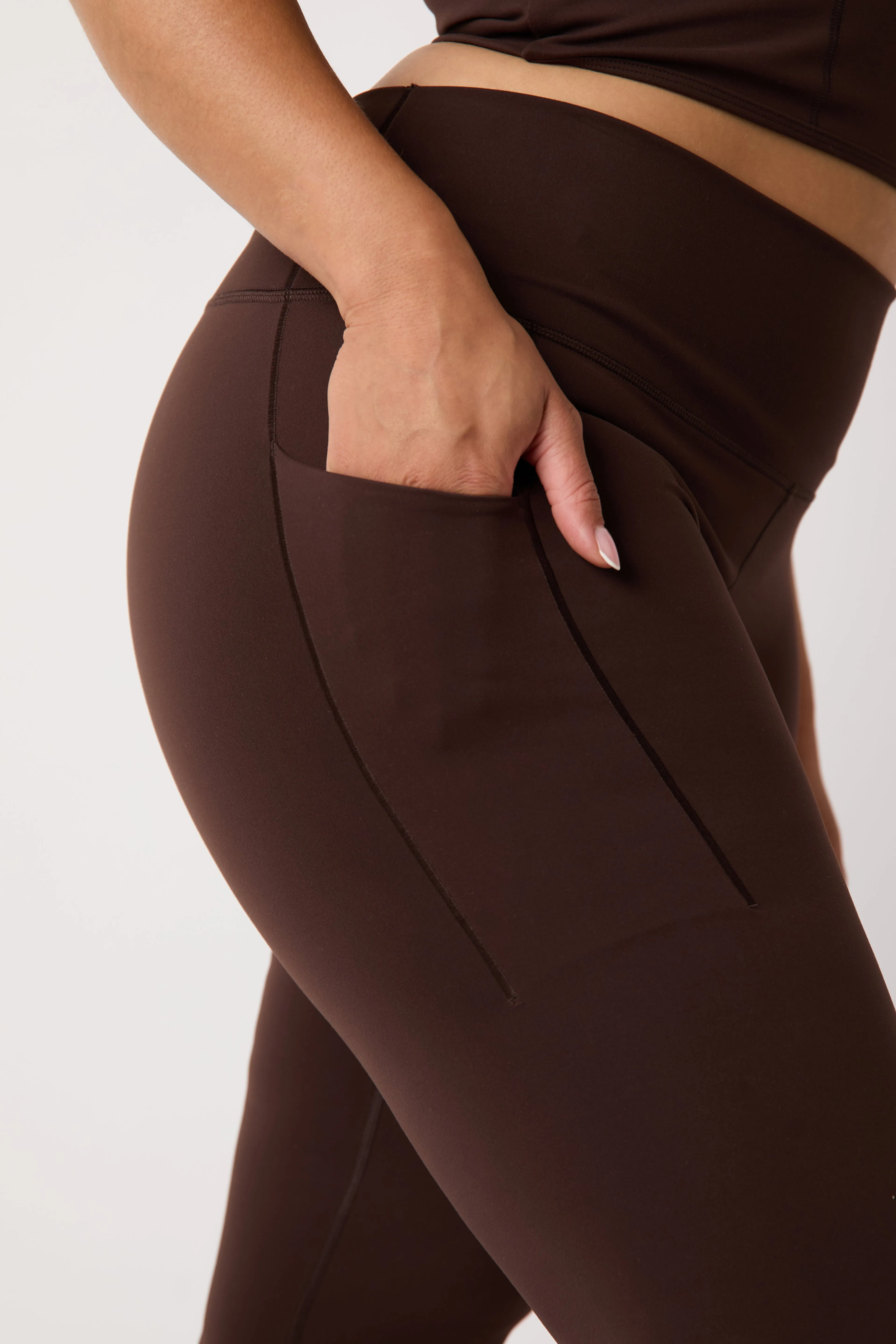 The Feel Good Live Fast Pant - Espresso